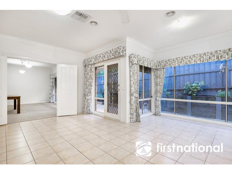 5/64 Gloucester Avenue, Berwick VIC 3806