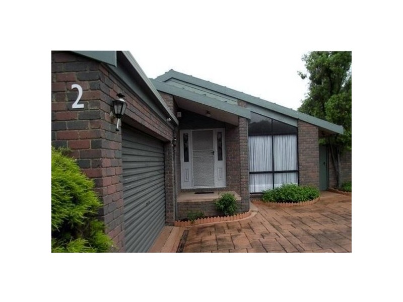 2 Kirkfell Court, Berwick VIC 3806