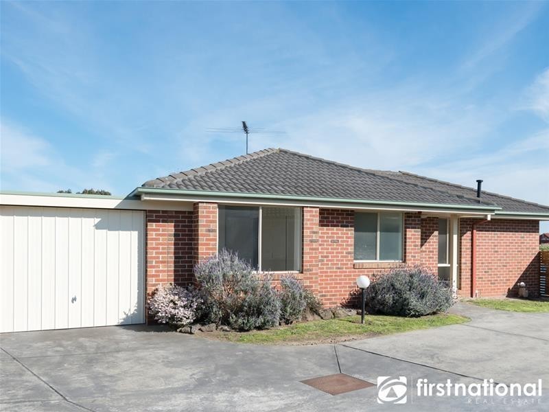 1/50-52 Bellevue Drive, Berwick VIC 3806