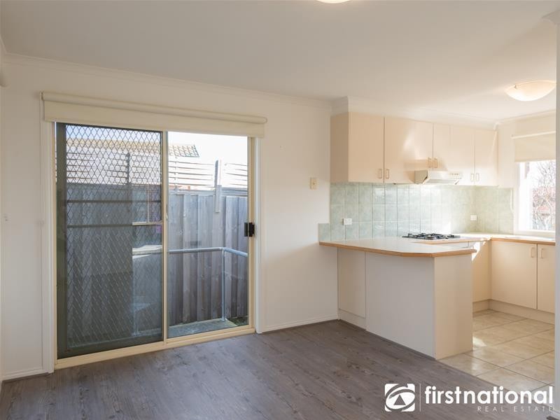 1/50-52 Bellevue Drive, Berwick VIC 3806