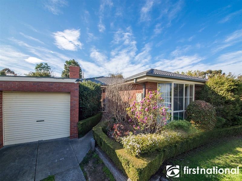 4 Hood Court, Berwick VIC 3806