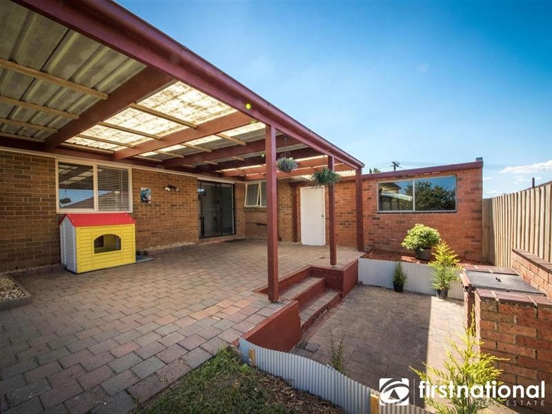 8 Melissa Court, Hampton Park VIC 3976