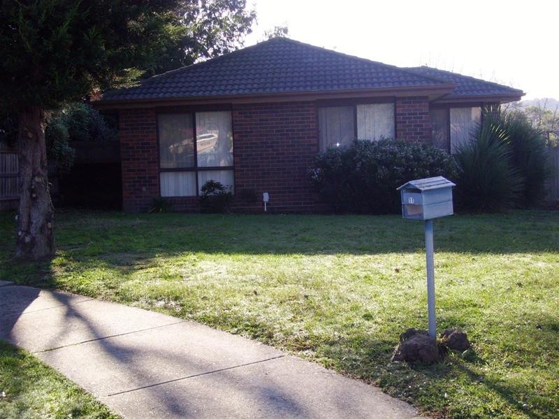 11 Briar Close, Narre Warren VIC 3805