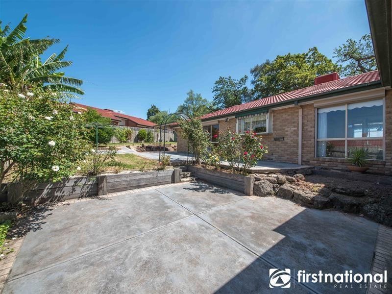 94 Justin Circuit, Hampton Park VIC 3976