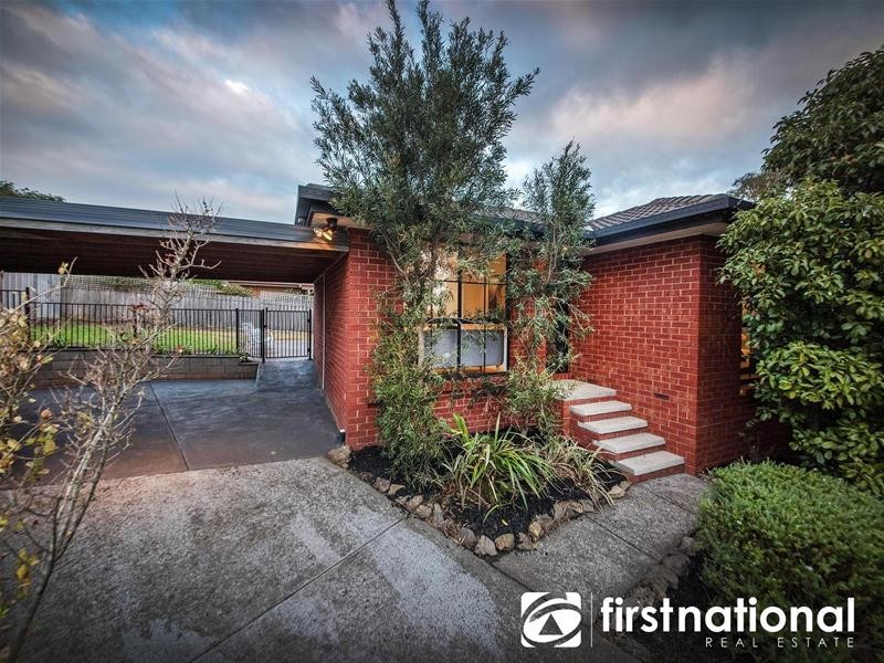 6 Taree Close, Pakenham VIC 3810