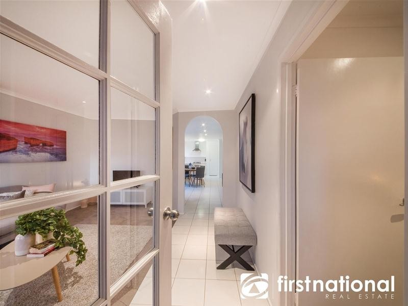 6 Taree Close, Pakenham VIC 3810