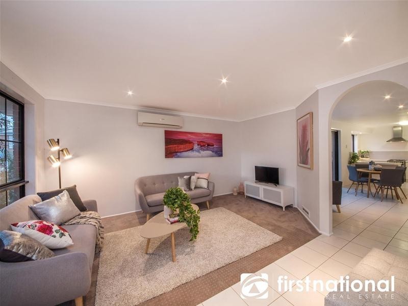 6 Taree Close, Pakenham VIC 3810