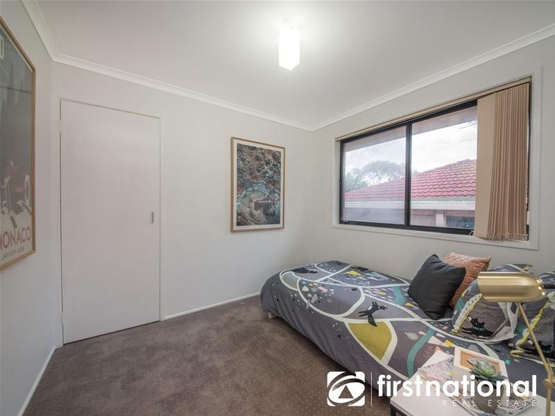 6 Taree Close, Pakenham VIC 3810