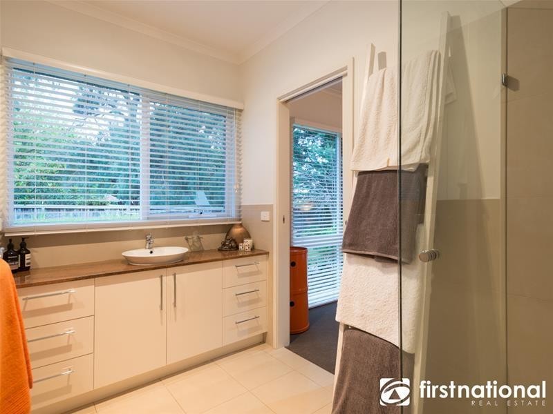 5 Alfred Close, Narre Warren North VIC 3804