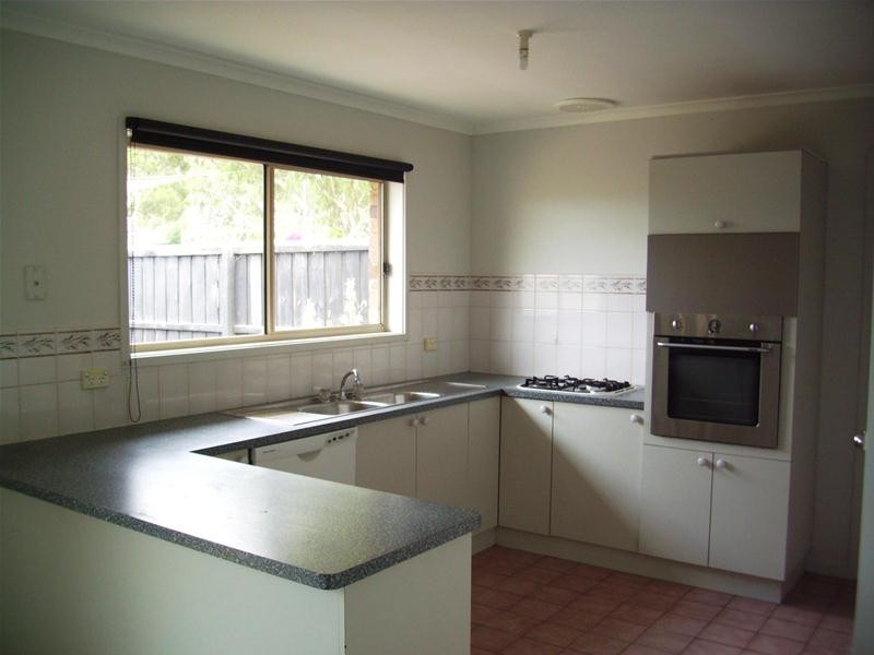 11 Terrapin Drive, Narre Warren South VIC 3805