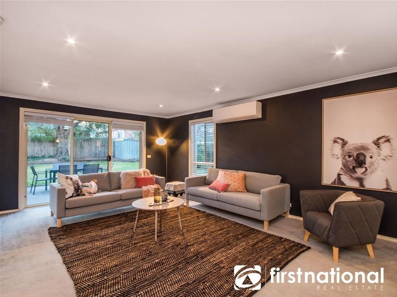 15 Murdoch Avenue, Narre Warren VIC 3805