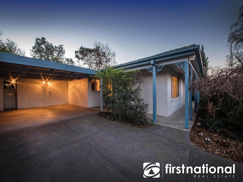 15 Murdoch Avenue, Narre Warren VIC 3805