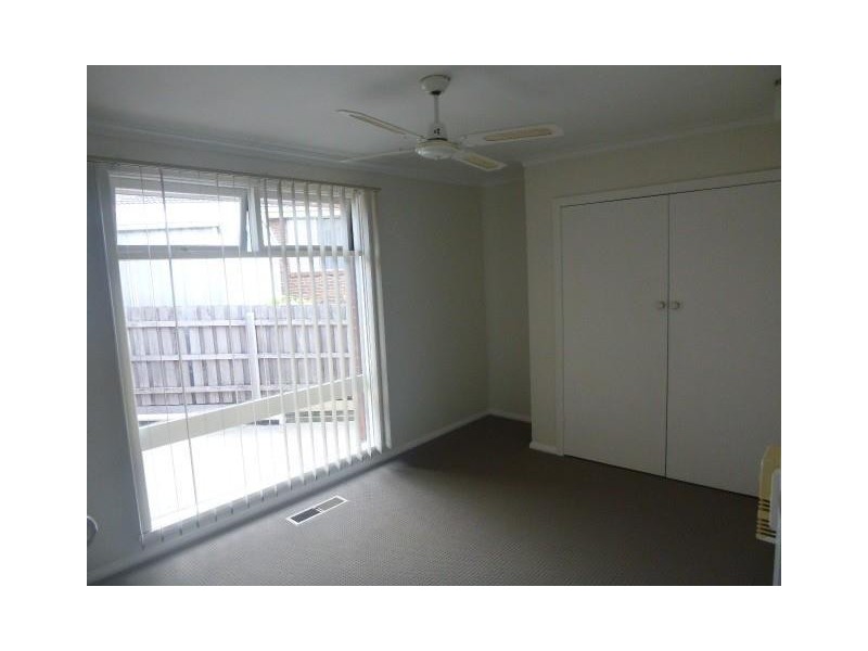 24 Westleigh Crescent, Narre Warren VIC 3805