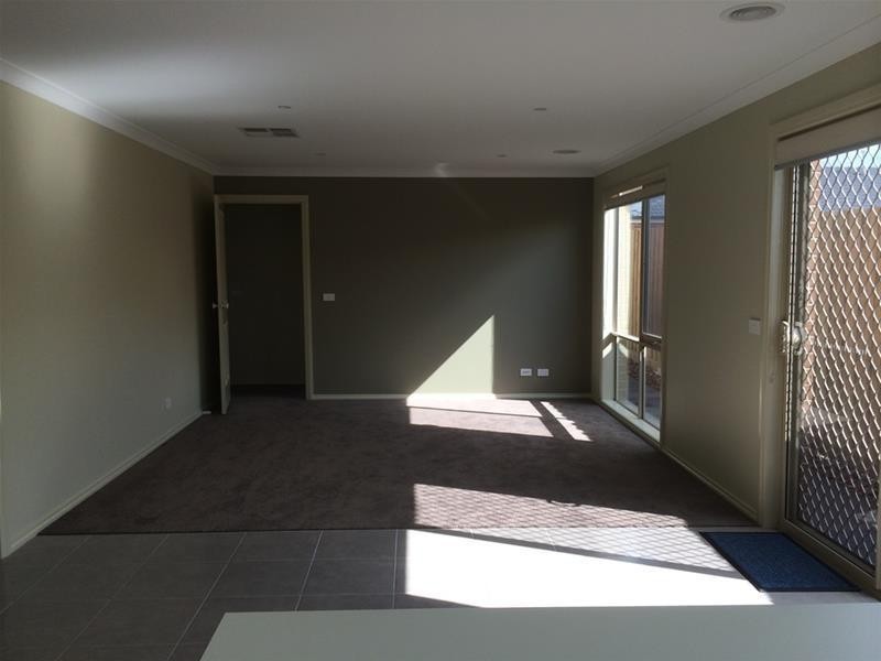 15 Cerise Street, Officer VIC 3809