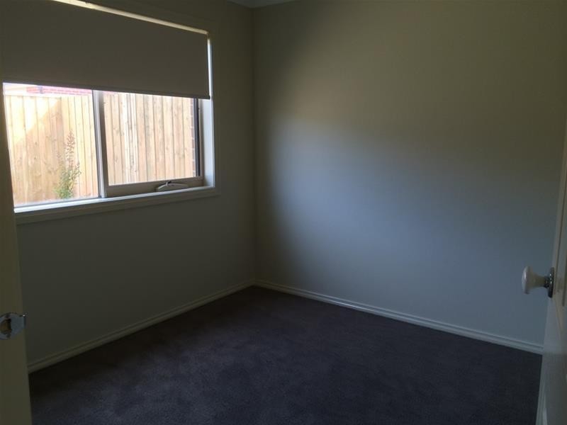 15 Cerise Street, Officer VIC 3809