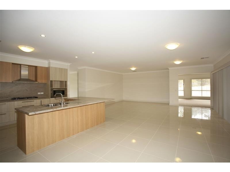 17 Avenview Drive, Narre Warren North VIC 3804