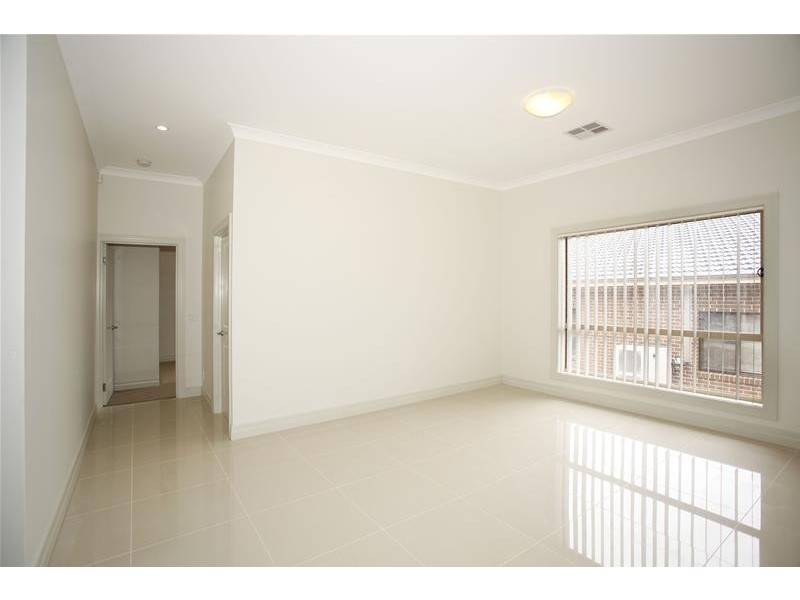 17 Avenview Drive, Narre Warren North VIC 3804