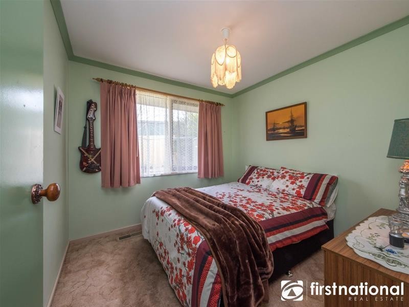 2 Poorinda Rise, Narre Warren VIC 3805