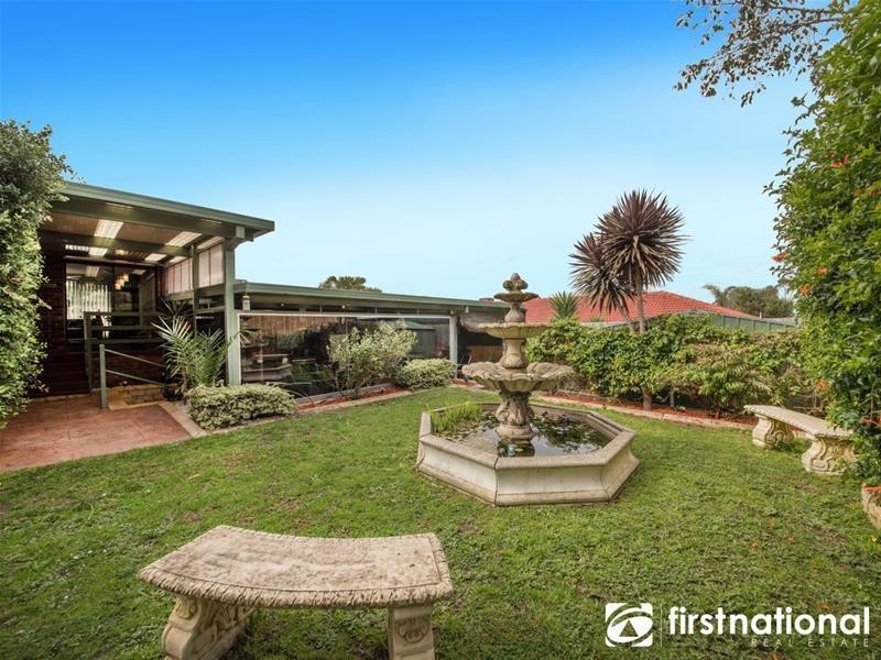 2 Poorinda Rise, Narre Warren VIC 3805