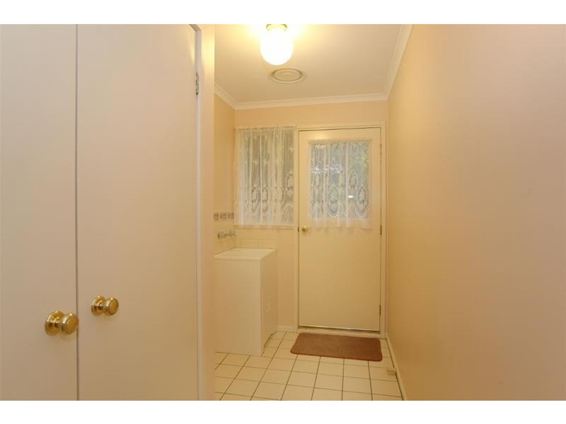 8 Emma Court, Berwick VIC 3806