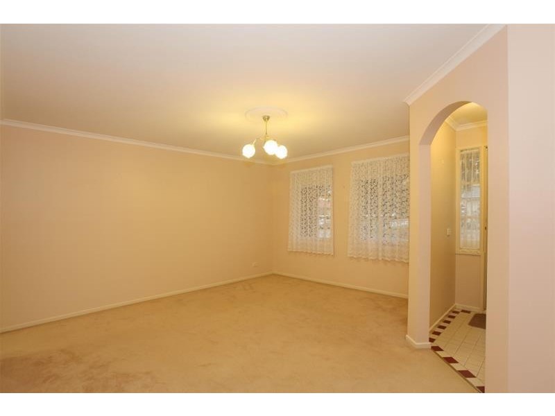 8 Emma Court, Berwick VIC 3806