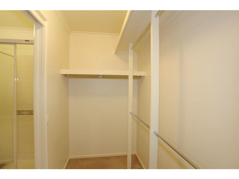 8 Emma Court, Berwick VIC 3806