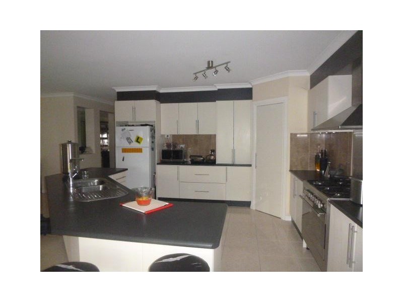 25 Timberside Drive, Beaconsfield VIC 3807