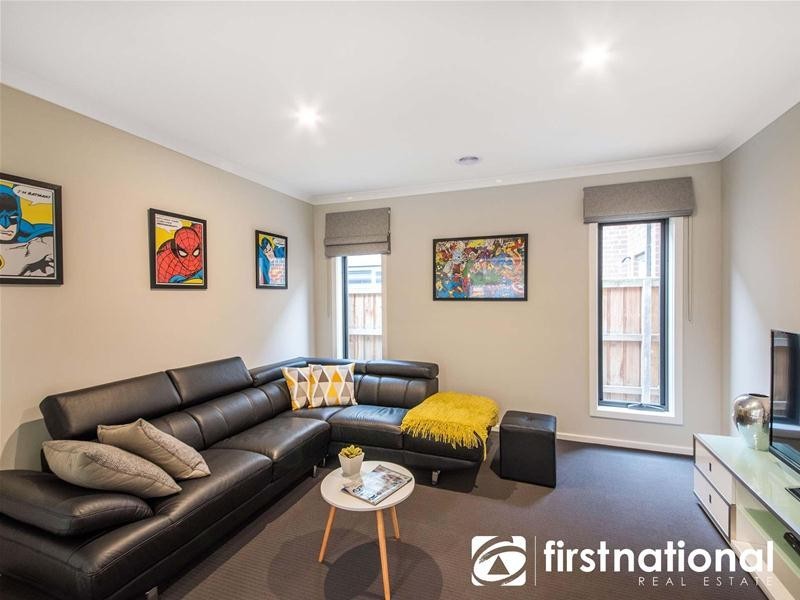 3 Clovelly Way, Officer VIC 3809