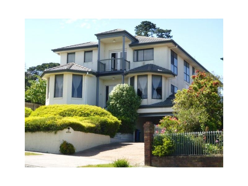 49 John Edgcumbe Way, Endeavour Hills VIC 3802