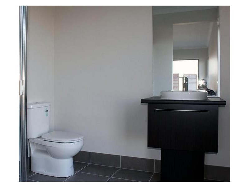 1 Heathfield Lane, Officer VIC 3809