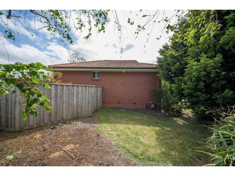 1/95 Princes Highway, Beaconsfield VIC 3807