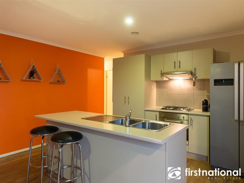 2/23 Oak Avenue, Longwarry VIC 3816