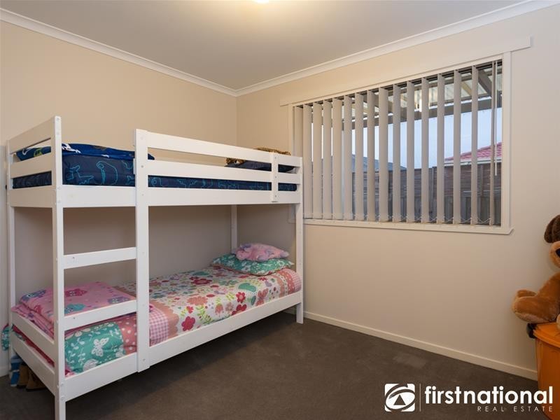 2/23 Oak Avenue, Longwarry VIC 3816