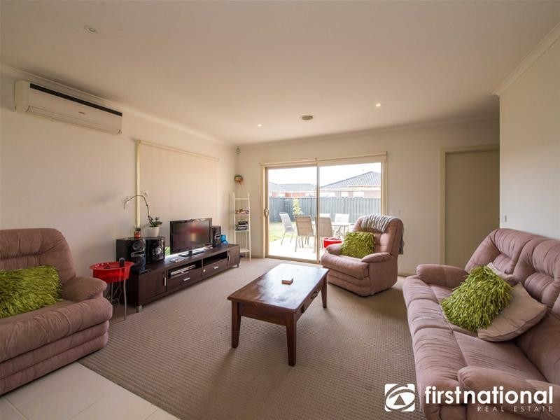 53 Syme Road, Pakenham VIC 3810