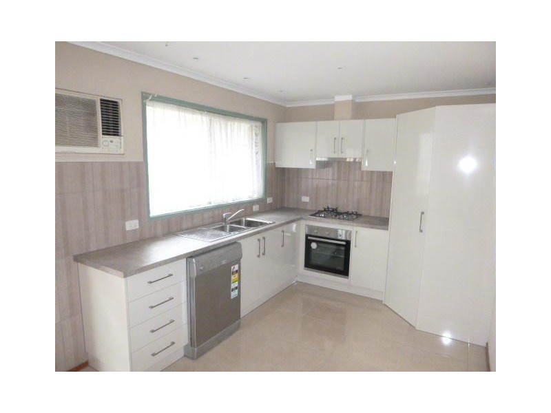 9 Redgum Place, Narre Warren VIC 3805