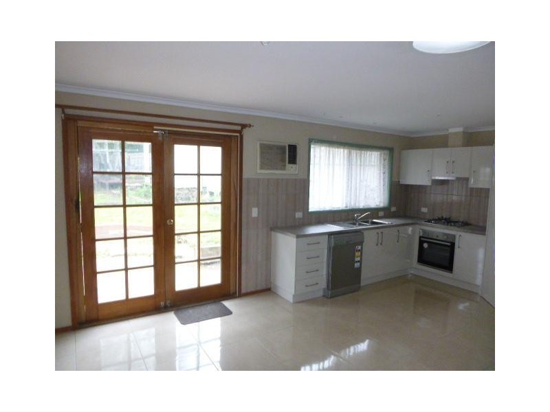 9 Redgum Place, Narre Warren VIC 3805