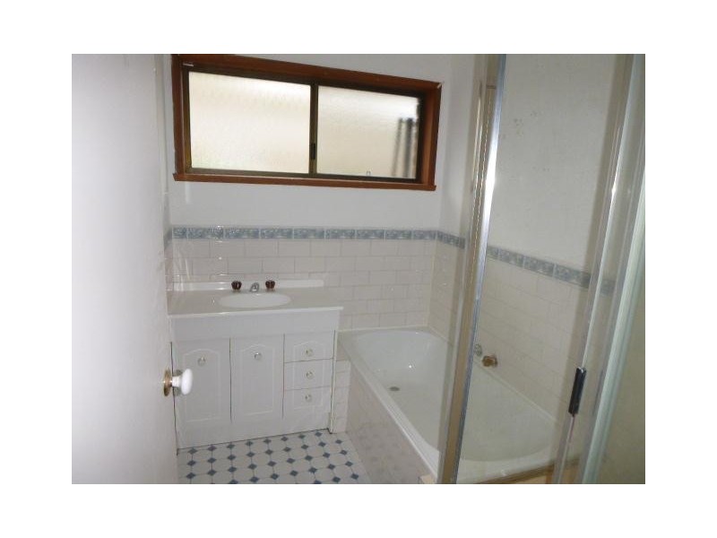 9 Redgum Place, Narre Warren VIC 3805