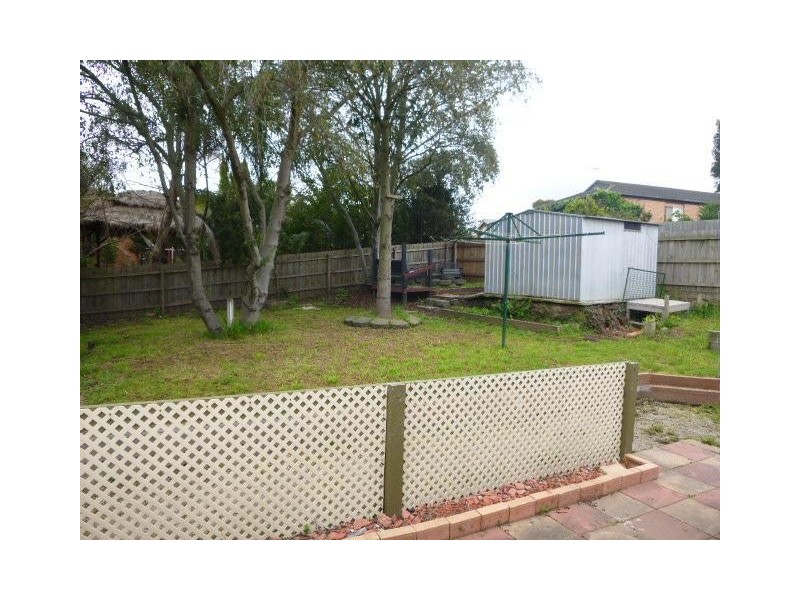 9 Redgum Place, Narre Warren VIC 3805