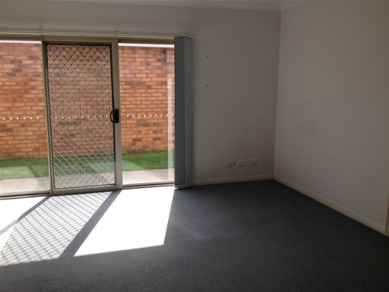 34 Warren Close, Narre Warren VIC 3805