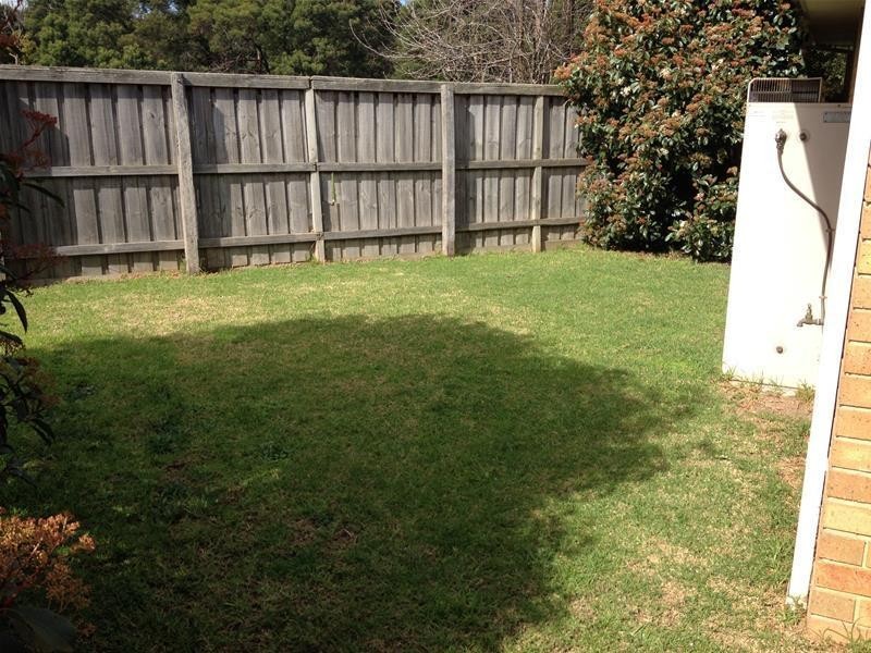 34 Warren Close, Narre Warren VIC 3805