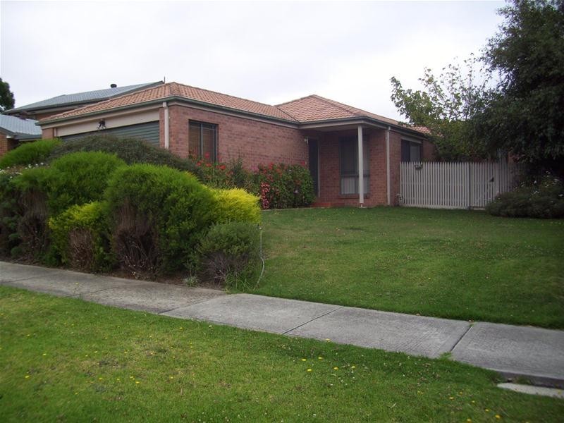 9 Marlesford Crescent, Berwick VIC 3806