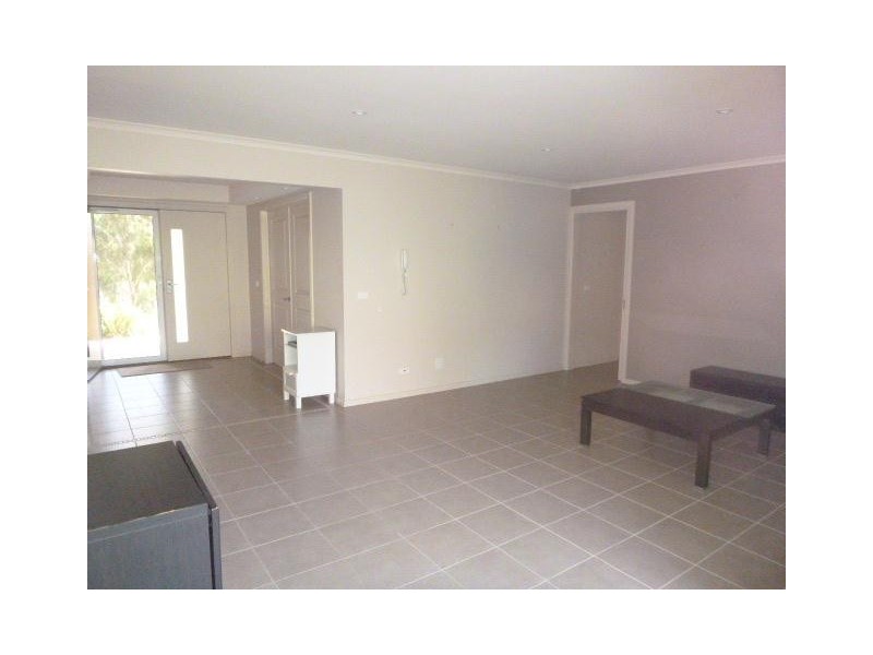 93 Marisa Crescent, Berwick VIC 3806