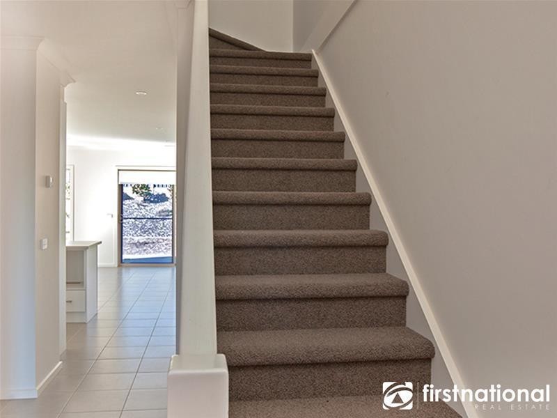 53 No.30/23 Atlantic Drive, Pakenham VIC 3810