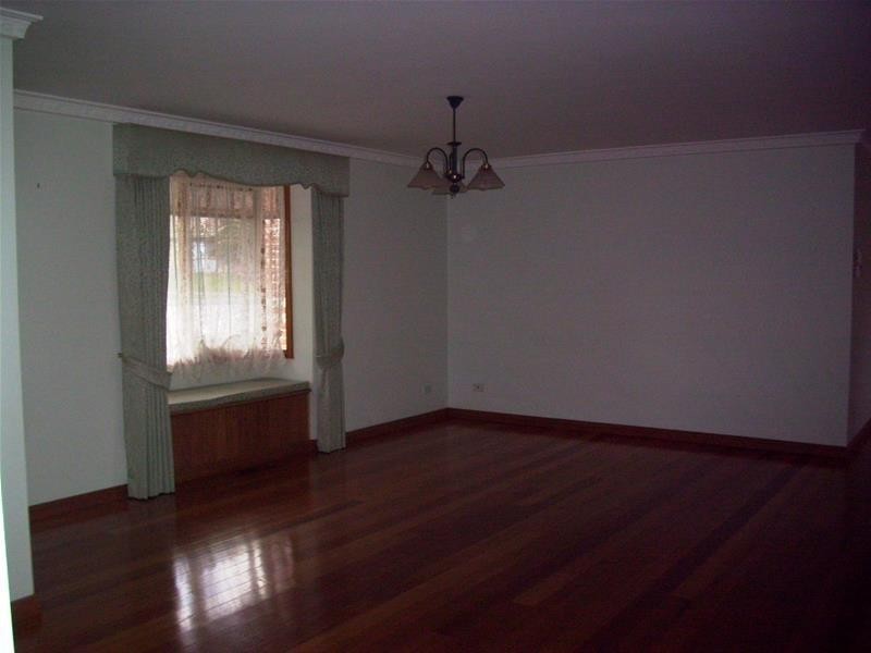 1 Jumbuck Court, Berwick VIC 3806