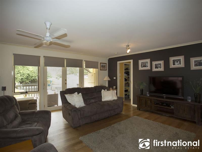 11 St James  Court, Narre Warren VIC 3805