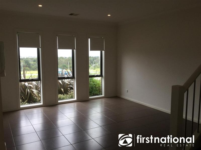 41 Atlantic Drive, Pakenham VIC 3810