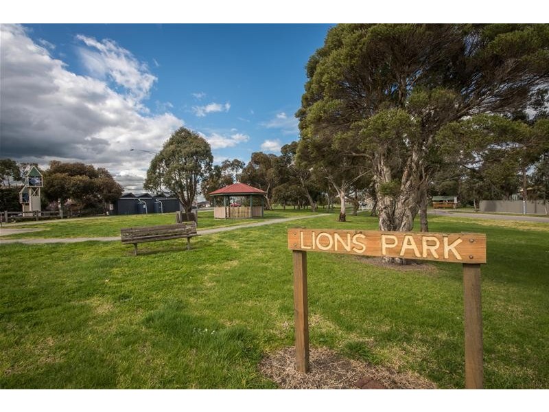 Lot/403 Dragonfly Circuit, Koo Wee Rup VIC 3981