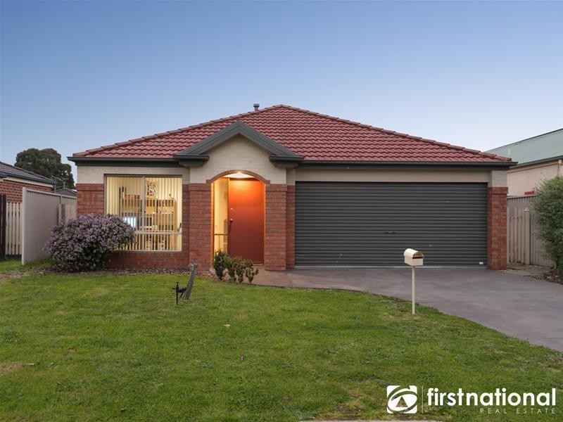 9 Spring Circuit, Pakenham VIC 3810
