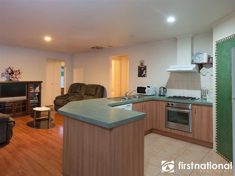 9 Spring Circuit, Pakenham VIC 3810