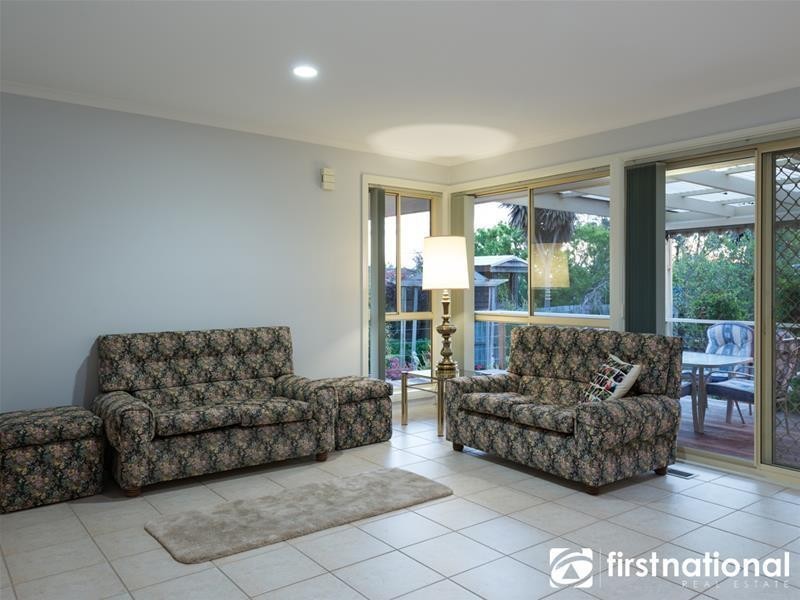 5 Carrington Place, Berwick VIC 3806